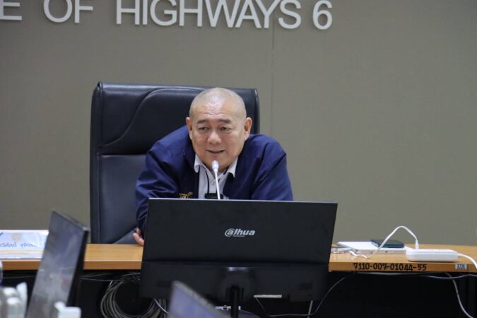นายทวีศักดิ์ รุจิจรรยาวัฒน์ ผู้อำนวยการสำนักงานทางหลวงที่ 6 เป็นประธานการประชุม การจัดกิจกรรมการพบปะหารือข้อราชการ “สภากาแฟ”